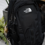 The North Face Korea Hot Shot Backpack (Black)